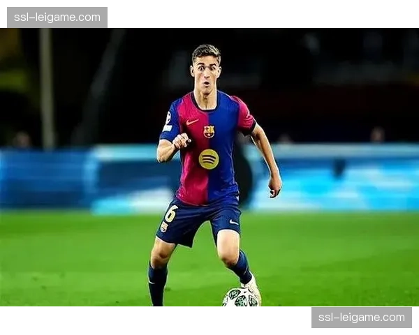 弗里克让费尔明佩德里前插 伪九号战术为第二梯队创造空间